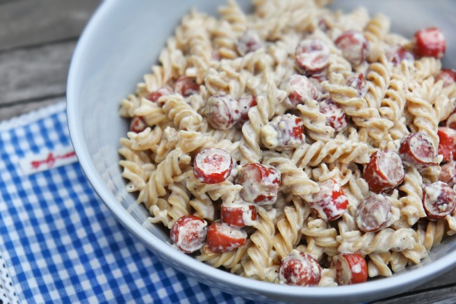 Pylsupasta með piparostasósu