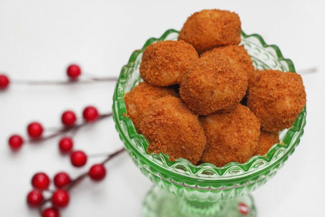 Hvítar súkkulaðitrufflur með piparkökuhjúpi