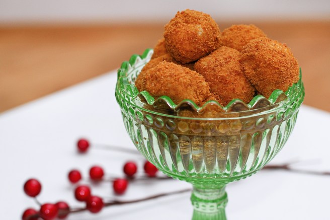 Hvítar súkkulaðitrufflur með piparkökuhjúpi