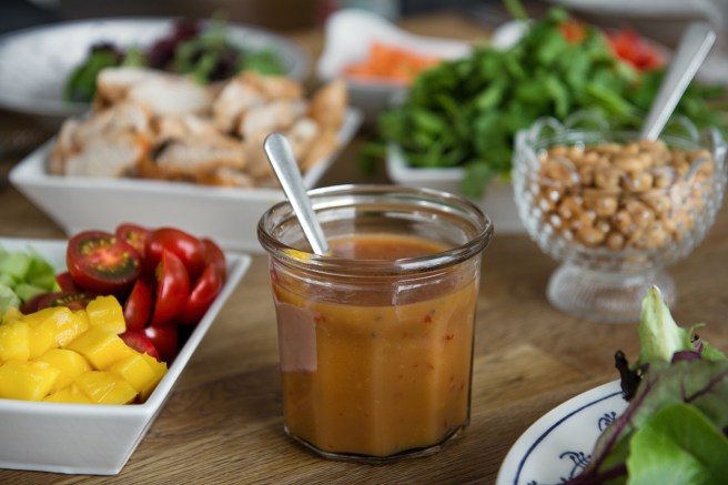 Tælenskt kjúklingasalat