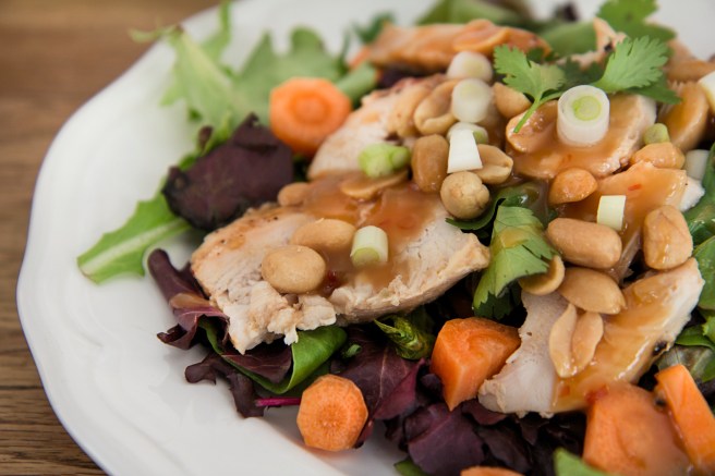 Tælenskt kjúklingasalat