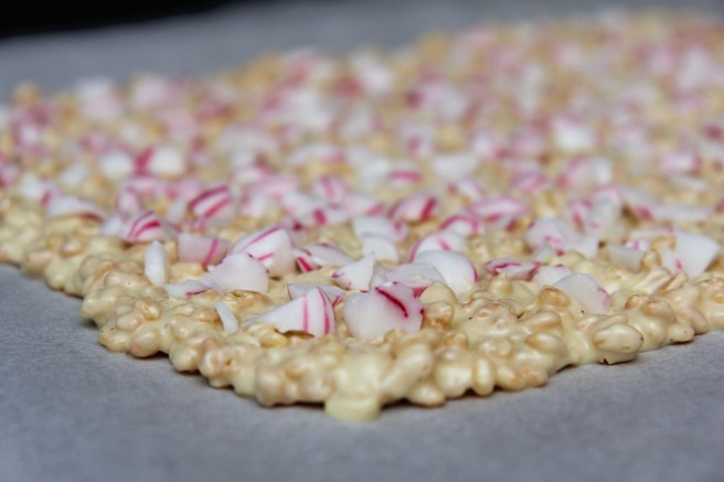 Stökk piparmyntustykki með hvítu súkkulaði