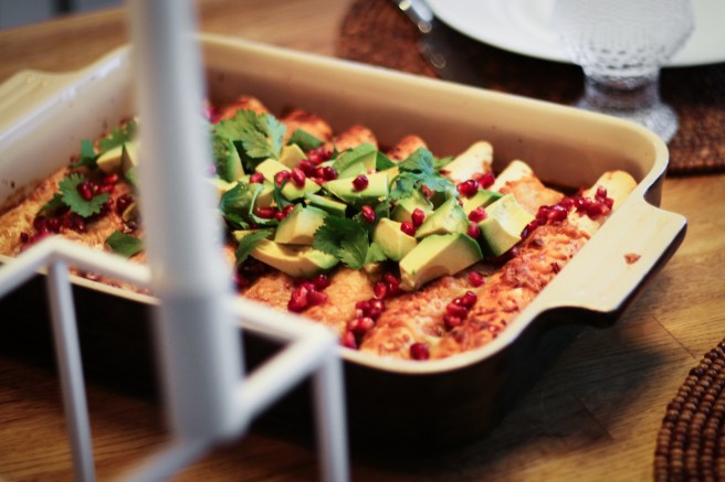 Tælenskar kjúklingaenchiladas með granateplum