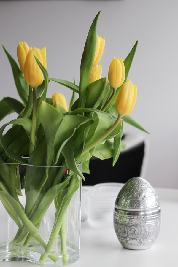 Hægeldað nauta innra læri, kartöflugratín, heimagerð bernaise sósa og piparostasveppasósa