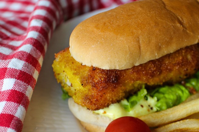 Steiktur fiskur í pulsubrauði