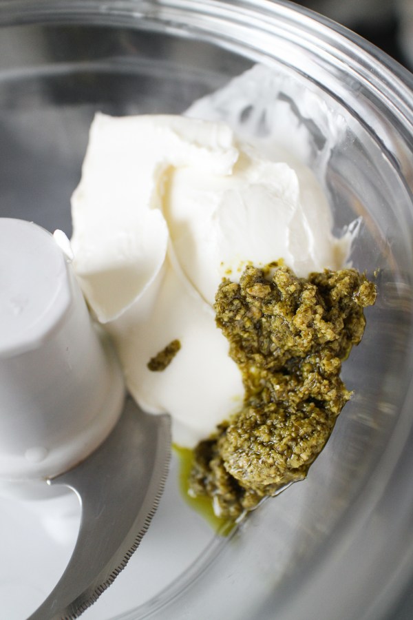 Grillaður kjúklingur með pestó og ólífumauki