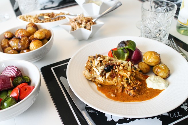 Grillaður kjúklingur með pestó og ólífumauki