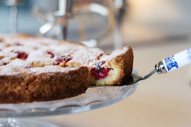 Hindberjakaka með aðeins 5 hráefnum!