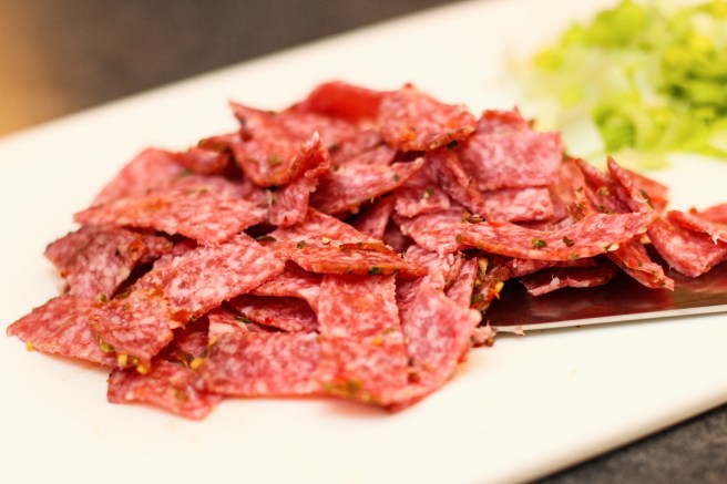 Pasta með salami og blaðlauki