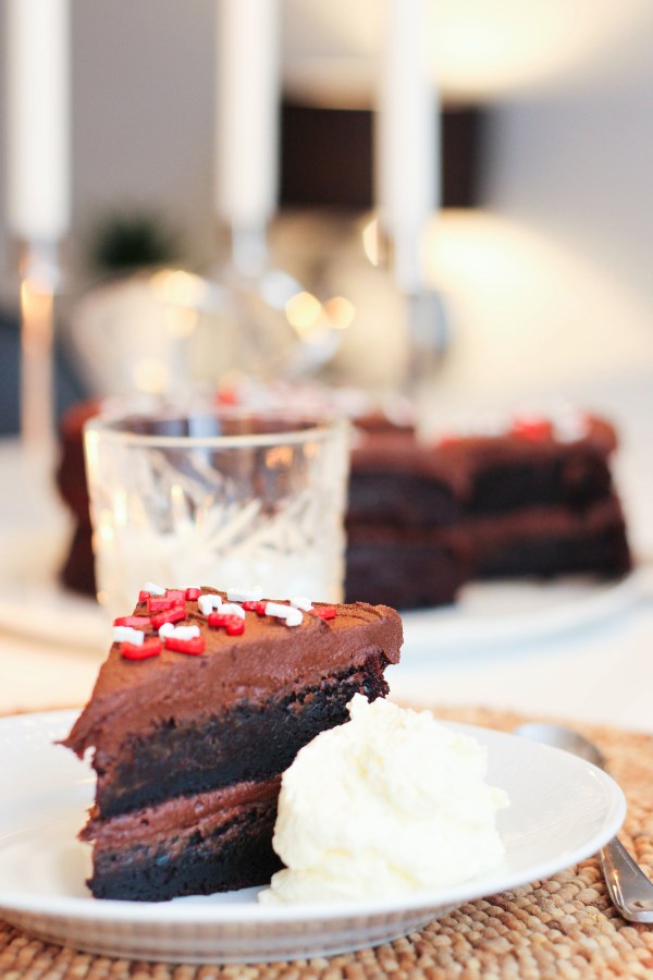 Mjúk súkkulaðikaka með kaffikeim og mjúku súkkulaðikremi