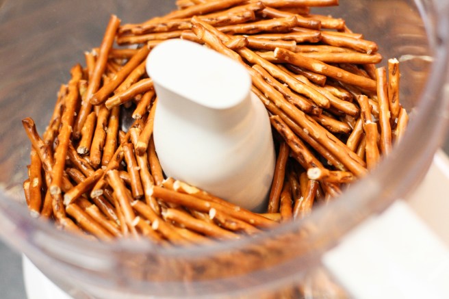 Karamellubrúnkur með saltstöngum