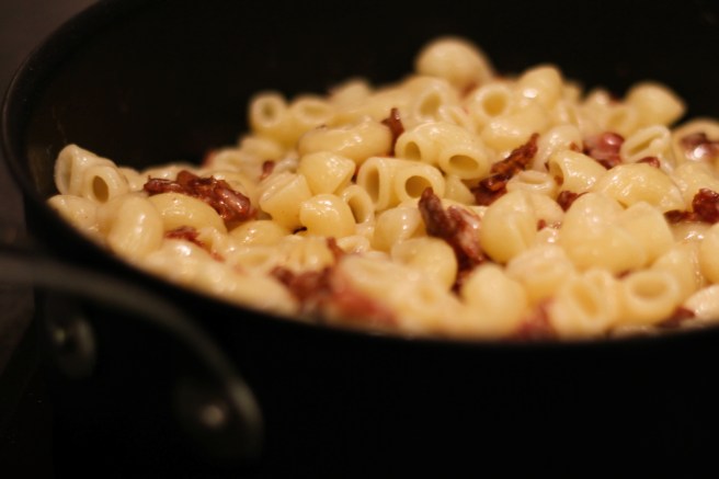 Makkarónu carbonara með aðeins 4 hráefnum!